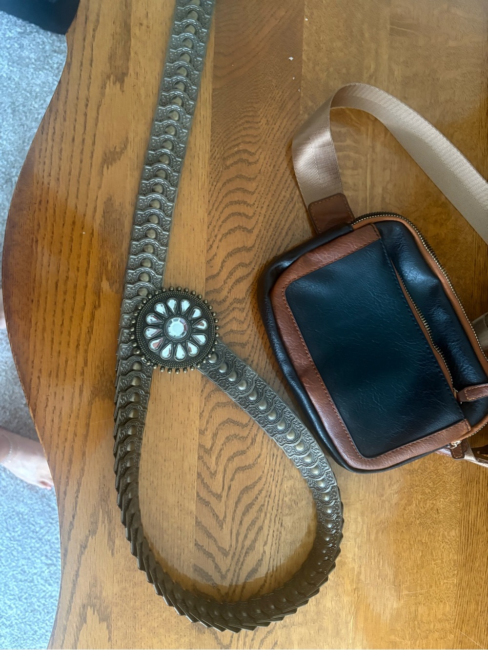 Metal Jeweled Western Stretchy Dress Belt